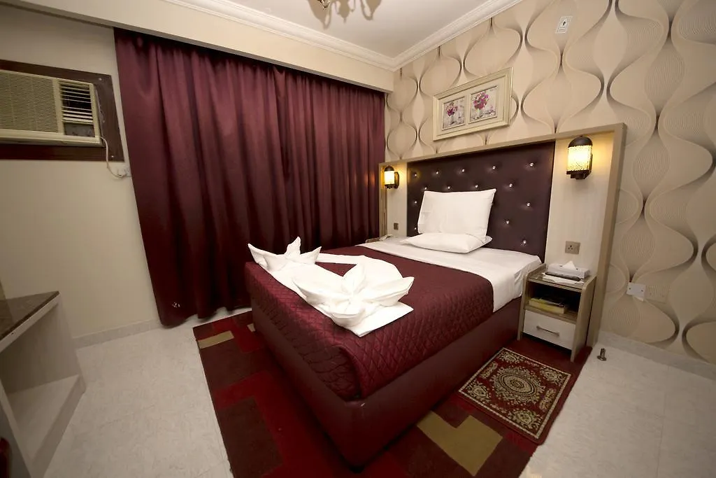 Sutchi Hotel Dubai 0*,