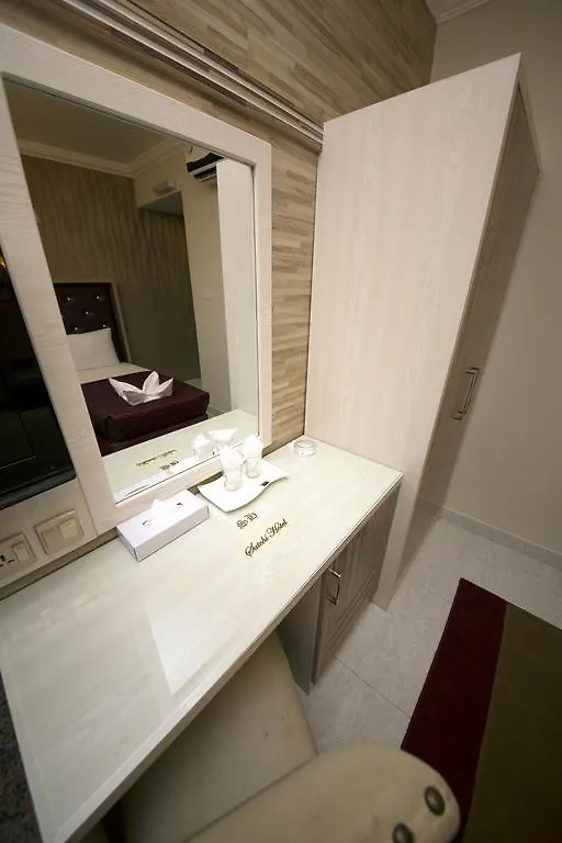 Sutchi Hotel Dubai