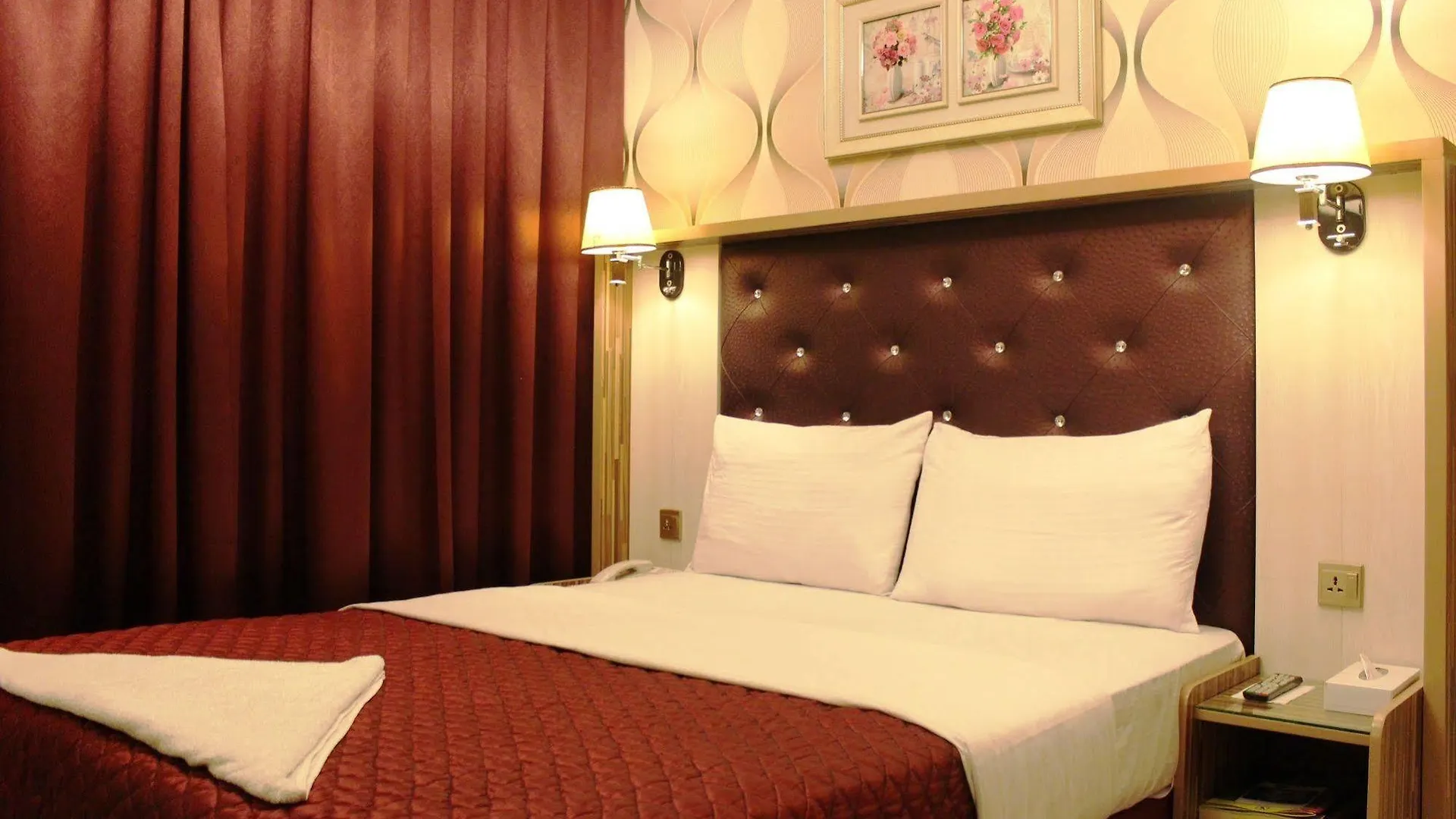 Sutchi Hotel Dubai